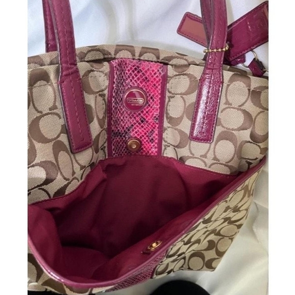 Coach Tan and Red Signature Tote Bag - Picture 4 of 16